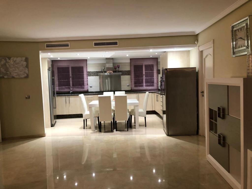 Dominion Apartments Estepona Dış mekan fotoğraf