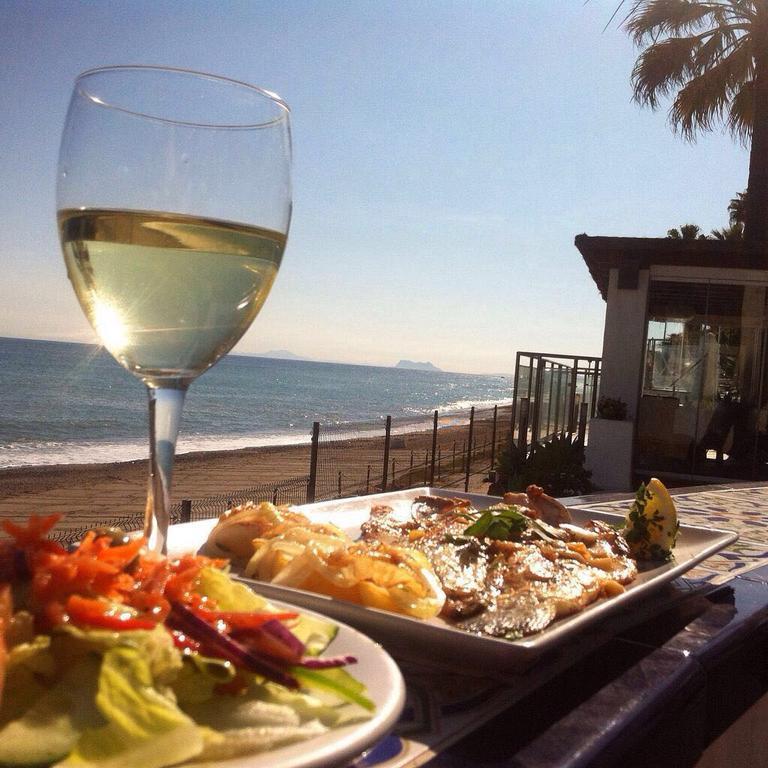 Dominion Apartments Estepona Dış mekan fotoğraf